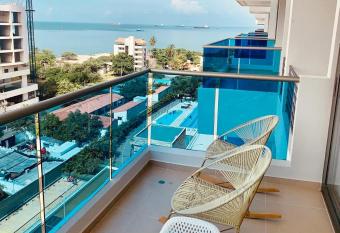 Condominio Samaria Club de Playa-Torre 2 y 3. VistaM  gica allows 18 year olds to book a room