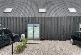 Cottage in Svencele allows 18 year olds to book a room