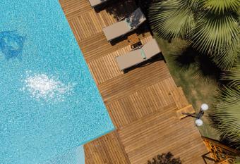 Dolce Vita Luxury Bungalows has Balcony rooms