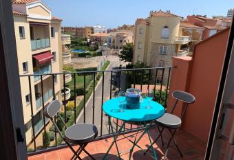 Gran Reserva - near to beach has Balcony rooms