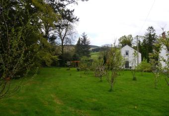 Old Coach House has Balcony rooms