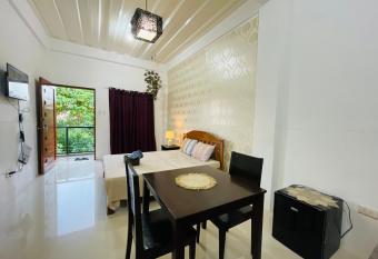 Sto Ni  o Residences Lucena City has Balcony rooms