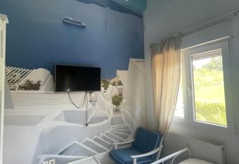 Villa Mi Mi has Balcony rooms