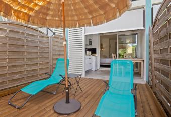 Studio Sunshine has Balcony rooms