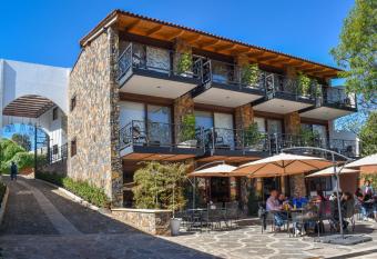 Quinta Tere Hotel & Gallery has Balcony rooms