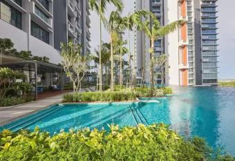 Grand Medini Residence @ UHA has Balcony rooms