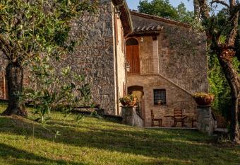 Poggio dell  orso has Balcony rooms