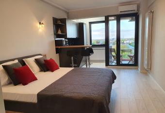 SUMMER HOME has Balcony rooms