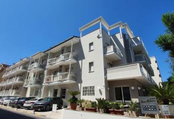Hotel Des Bains has Balcony rooms