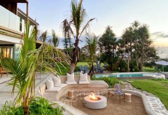 Sala Beach House has Balcony rooms