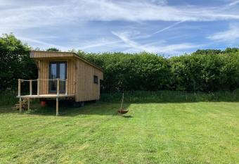 Neddys Rest Luxury Horsebox Stay allows 18 year olds to book a room