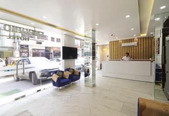 Hotel Emporio Dx - New Delhi Railway Station - Paharganj has Balcony rooms