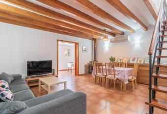 Cas Pobres has Balcony rooms