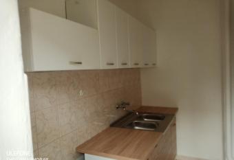 S  rga Katica Vend  gh  z has Balcony rooms