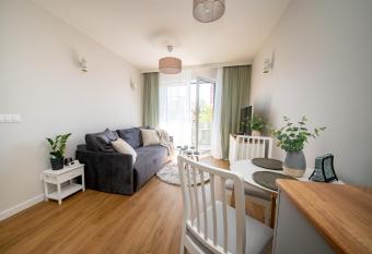 Apartament Willa Lniana allows 18 year olds to book a room