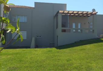 Villa Afroditi LUX allows 18 year olds to book a room