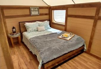 Silver Spur Homestead allows 18 year olds to book a room