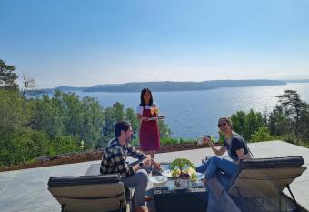 Nils Bastu Spa och   vernattningstuga allows 18 year olds to book a room