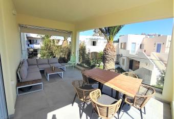 Mousai Apartment walking distance to the beach has Balcony rooms
