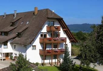 Mayer Burgh  fe has Balcony rooms