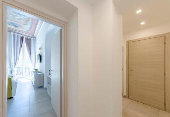 ALTIDO Casa Rosa al Mare apartments allows 18 year olds to book a room