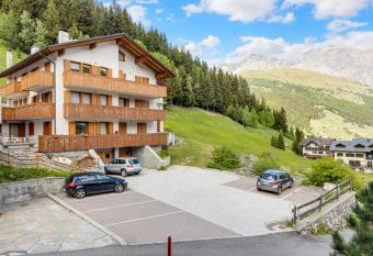 Baita Bruno 6 has Balcony rooms