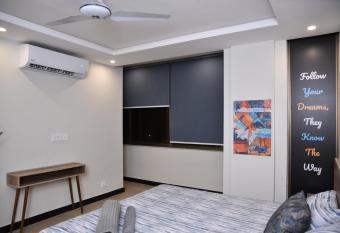 The Bliss has Balcony rooms