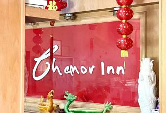 Chemor Inn Hotel allows 18 year olds to book a room