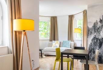 Sonnleitner Landhaus - Apartments allows 18 year olds to book a room