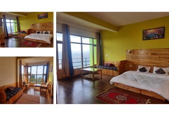 Jungal House has Balcony rooms