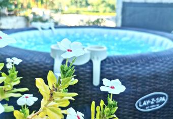 Sikelia Room has Balcony rooms