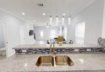 2 bedroom w/ upstairs balcony attached to Master has Balcony rooms