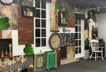 The Oasis Tamworth has Balcony rooms