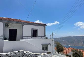 Traditional SeamansHouse Kochilos has Balcony rooms