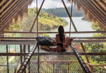 Ibuku has rooms with a private hot tub