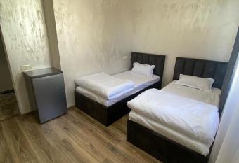 Hotel Garni allows 18 year olds to book a room