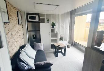 Appt 4 pers, refait    neuf 2022, terrasse, parking has Balcony rooms