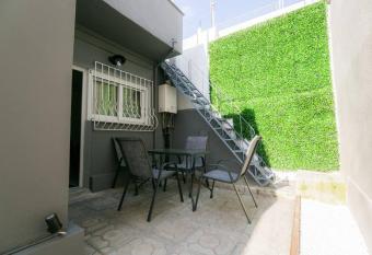 *Magnifique* New House - Full Comfort! has rooms with a private hot tub