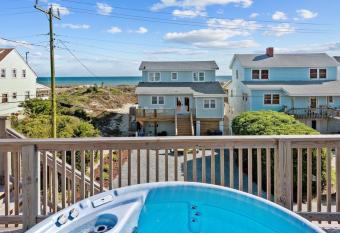 Mizpah Atlantic Beach 2nd Row Ocean View Home! has Balcony rooms