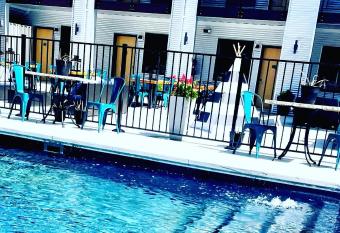 Room For Two With Pool And Kitchen Access has Balcony rooms