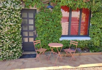 Les Studios de la long  re by KARMA allows 18 year olds to book a room