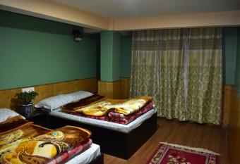 Sang homestay has Smoking rooms