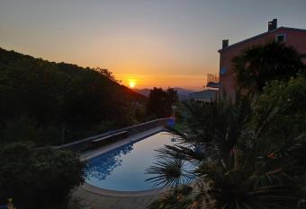 Barbara has Balcony rooms