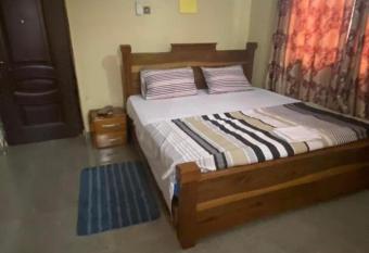 OKF GUESS HOUSE has Balcony rooms