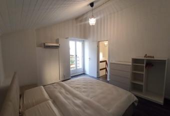 Casa Vacanze Eureka  has Balcony rooms