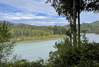 Spacious North Cascades Riverside A-Frame with Mt Baker Views - Dog-Friendly has Balcony rooms