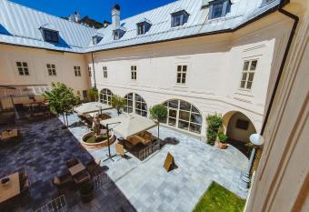 Apartm  ny von Geramb has Balcony rooms