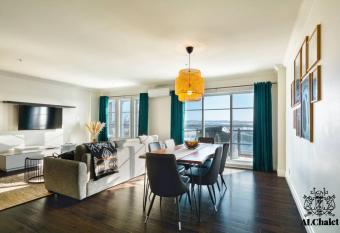 Le Chic Condo - chute Montmorency has Balcony rooms