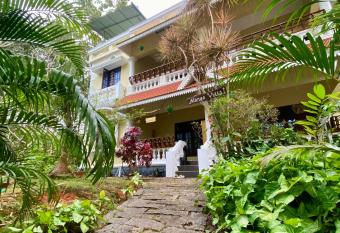 Mango Villa has Balcony rooms