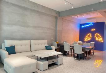 Yudao 695 has Balcony rooms